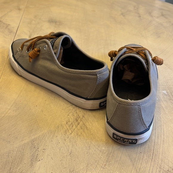 Womens Sperry Slip On Casual Low Top Sneakers Size 6.5 US - Picture 4 of 5